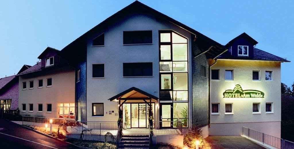Hotel Am Wald - garni - Elgersburg Exteriör bild