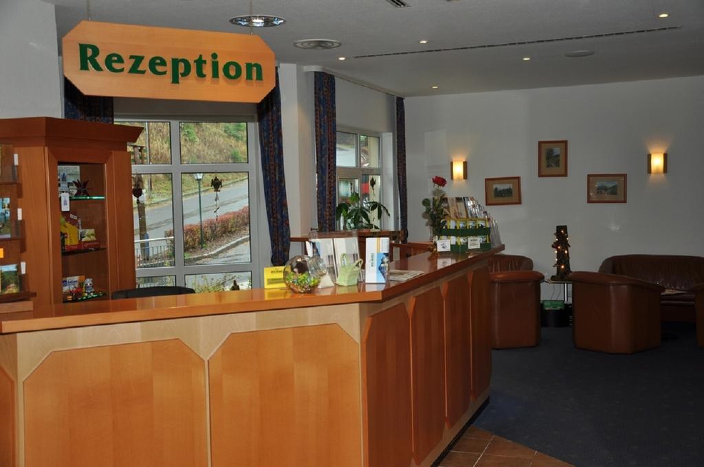 Hotel Am Wald - garni - Elgersburg Exteriör bild